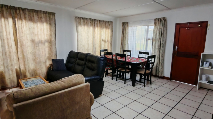 2 Bedroom Property for Sale in Groot Brakrivier Central Western Cape